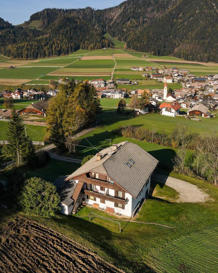 Oberlechnerhof Bed & Breakfast Rasun di Sopra Exterior photo
