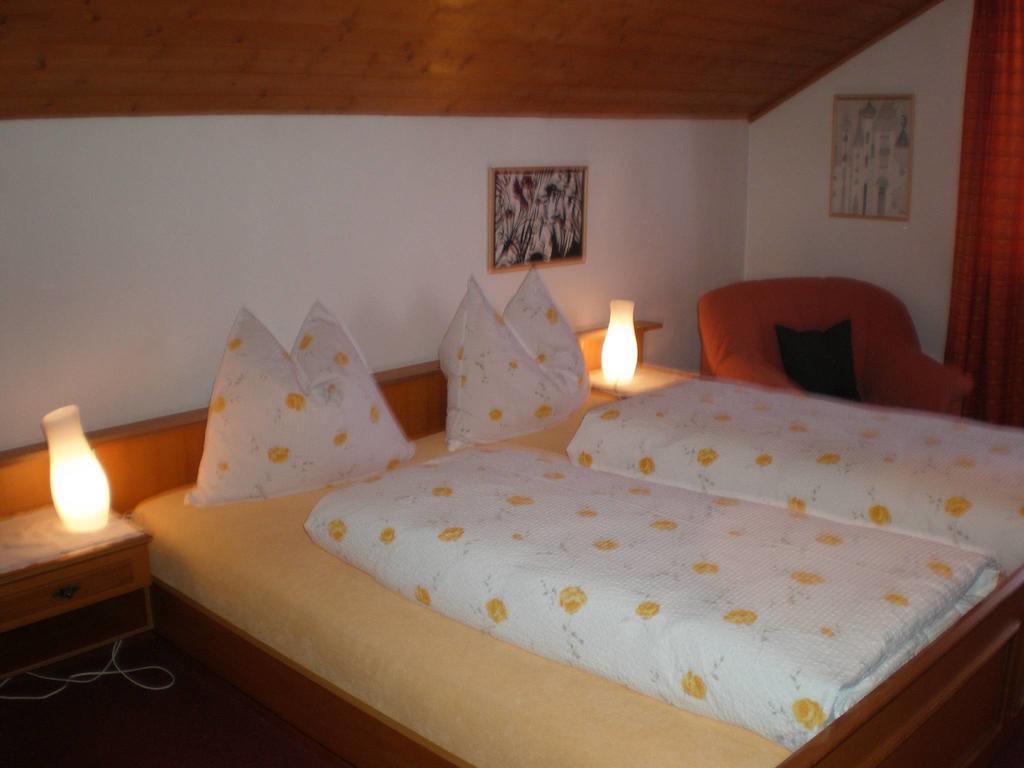 Oberlechnerhof Bed & Breakfast Rasun di Sopra Exterior photo