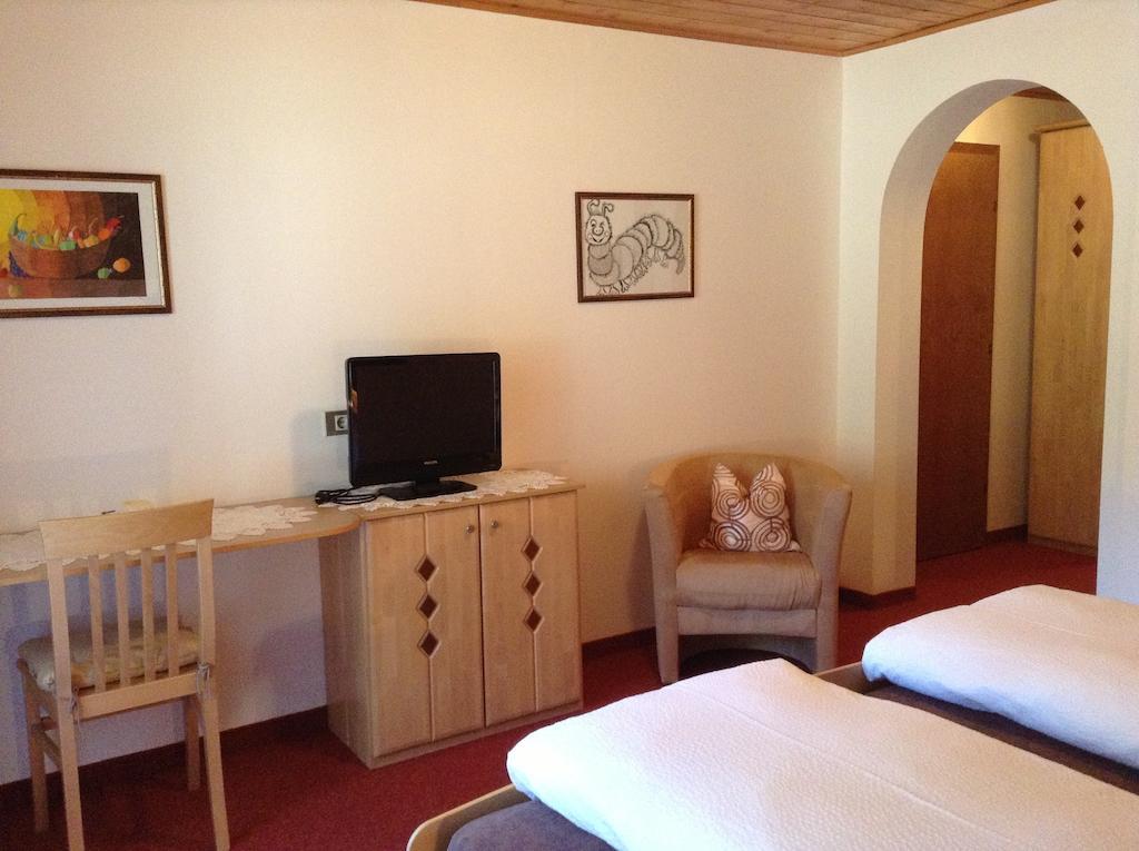 Oberlechnerhof Bed & Breakfast Rasun di Sopra Exterior photo